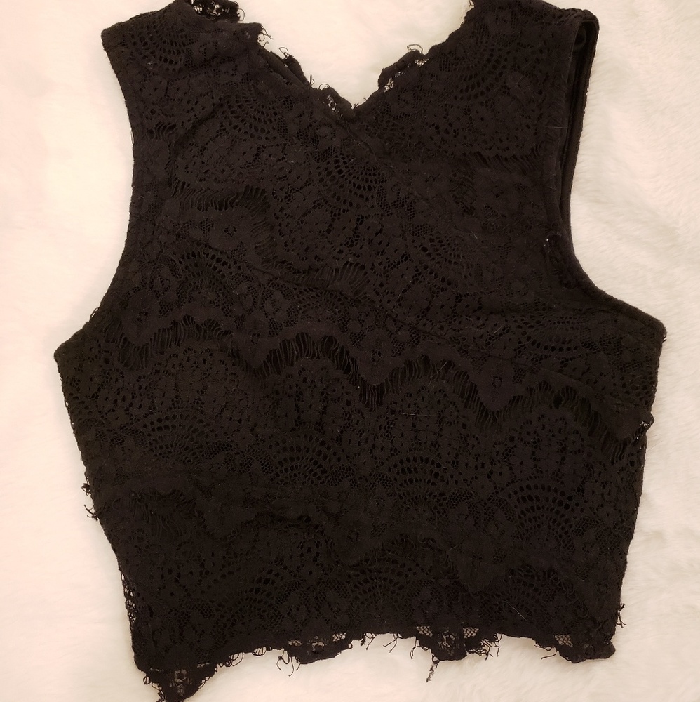 Kimchi Blue lace crop top